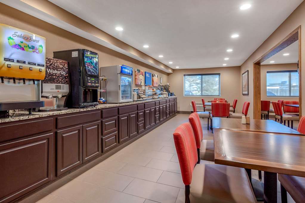 Comfort Inn & Suites Hays I-70 Ресторан фото